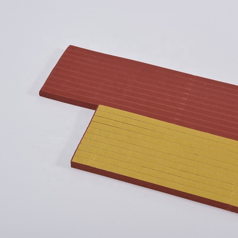 Hoog elastisch uitscheiden met een uitwerpsel Rubberplaten in het rood voor open cel Rubber Platte compensatie van staal Regeling voor uitscheiden met een uitwerpsel