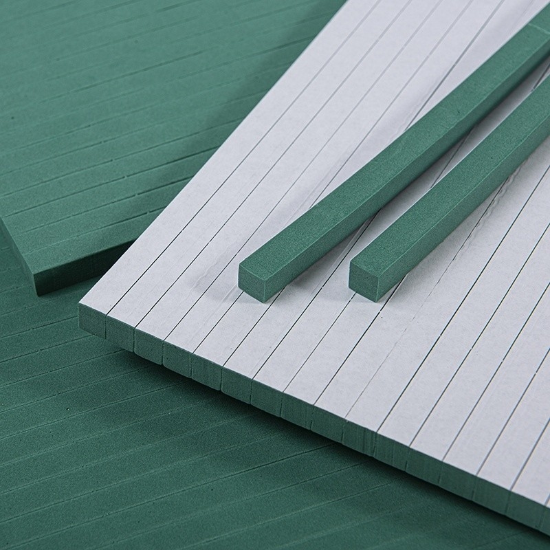 Ejectie rubber spons voor die board maken en snijden vorm om glad papier te garanderen
