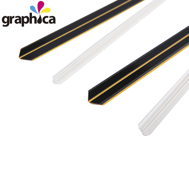 Zwarte persplaat Materiaal Creasing Matrix voor die Cutting 0.3x1.2mm Punching Time 000-100