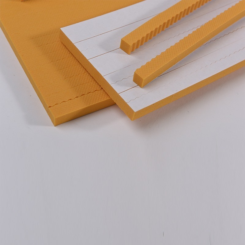 Die Cutting EPDM Rubber Foam Sponge met kleefmiddel Kleur Oranje Afmeting 10x300x380mm