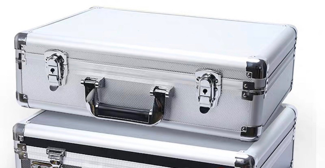 GR-3500 Pneumatische kartonnen afvalstripper voor gewone zwarte gegolfde papierrandmachine