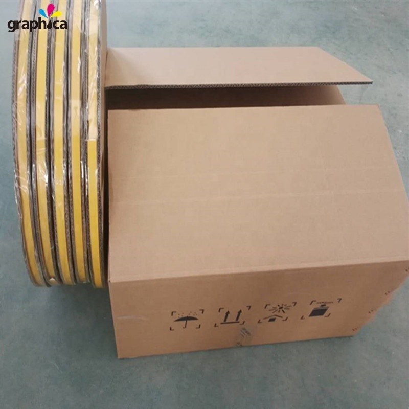 Grafische matrixrol in wit 0,5 x 1,5 mm voor het maken van kartonnen dozen