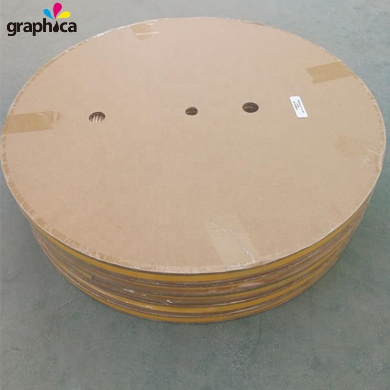 Grafische matrixrol in wit 0,5 x 1,5 mm voor het maken van kartonnen dozen