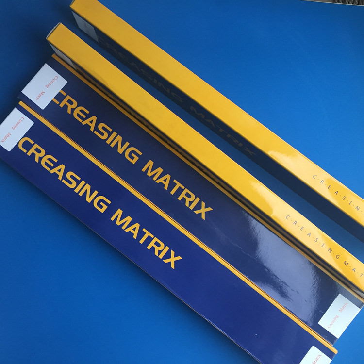 0.5 mm Hoogte van het kanaal kleefstof plastic creasing matrix voor het maken van de matrijzen en aanpasbaar