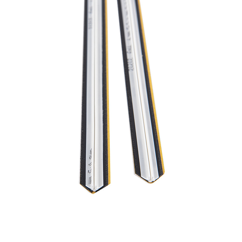 0.5*1,5 mm op persplaat gebaseerde krullende matrix voor een matrassnijmachine van PVC-plaat